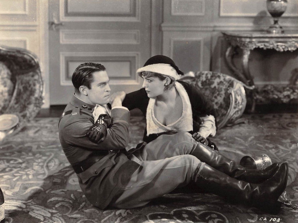 Billie Dove and Chester Morris in Cock of the Air (1932) | www.vintoz.com