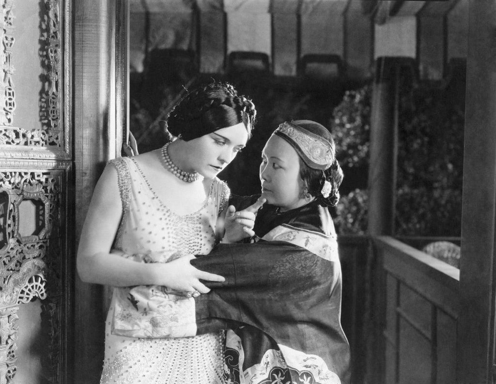 Pola Negri and Mrs. Wong Wing in East of Suez (1925) | www.vintoz.com