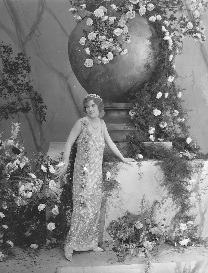 Violet Heming in Everywoman (1919) | www.vintoz.com