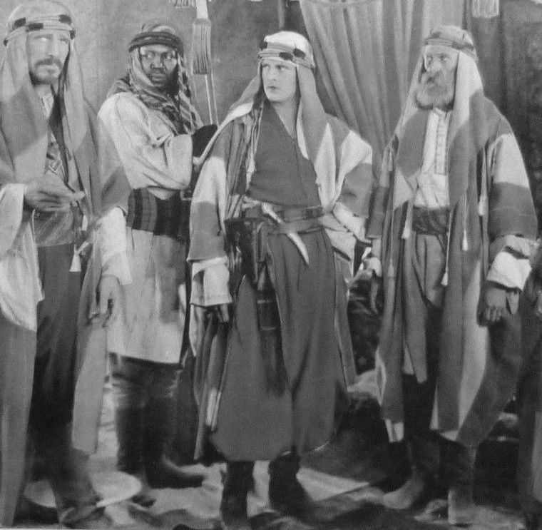 Erville Alderson, Ben Bard, Dorothy Janis, Bob Kortman and Barry Norton in Fleetwing (1928) | www.vintoz.com