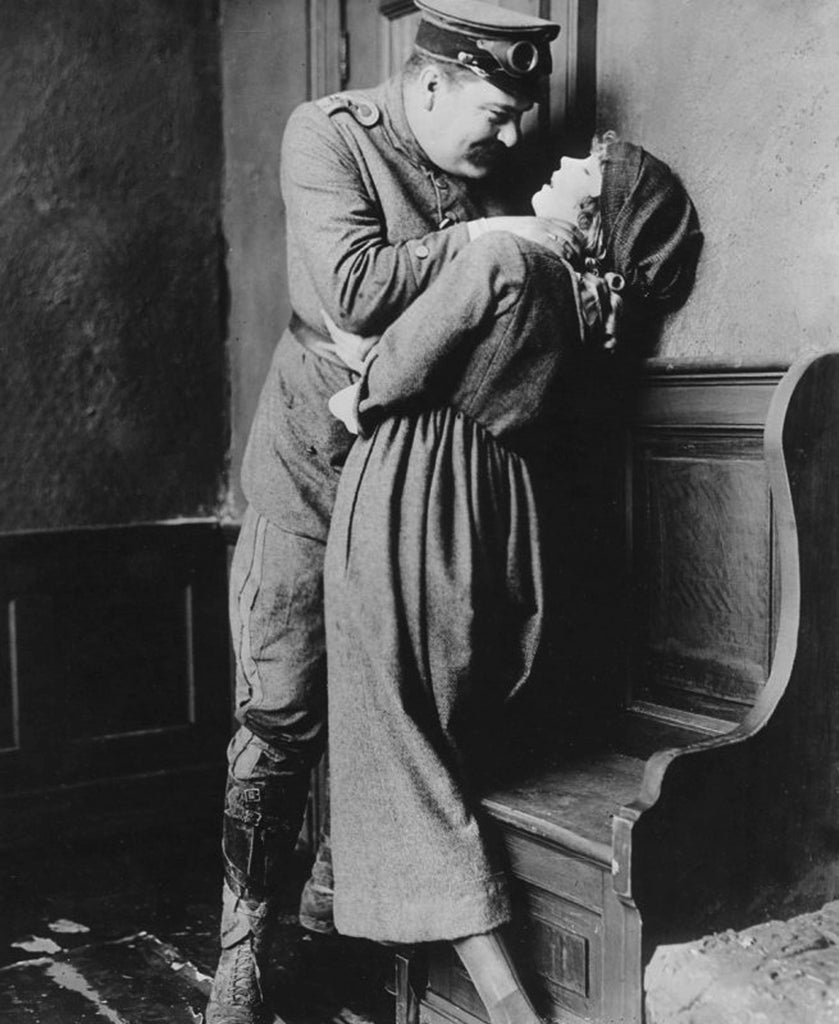 Lillian Gish and George Siegmann in Hearts of the World (1918) | www.vintoz.com
