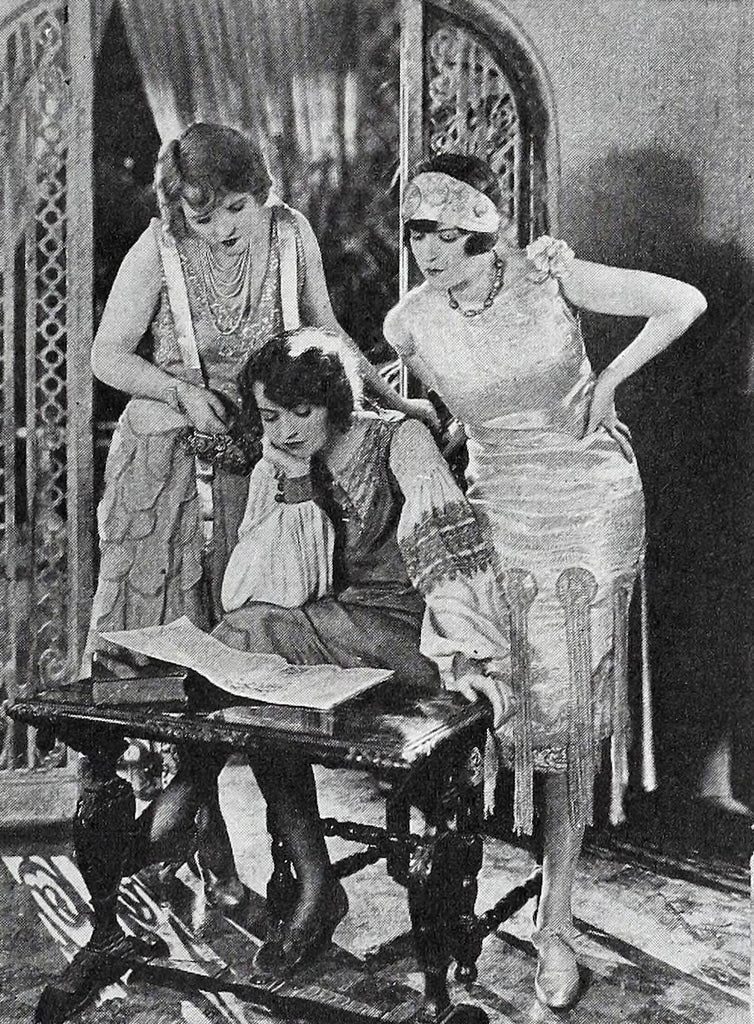 Doris Kenyon, May Allison and Phyllis Haver in I Want My Man (1925) | www.vintoz.com