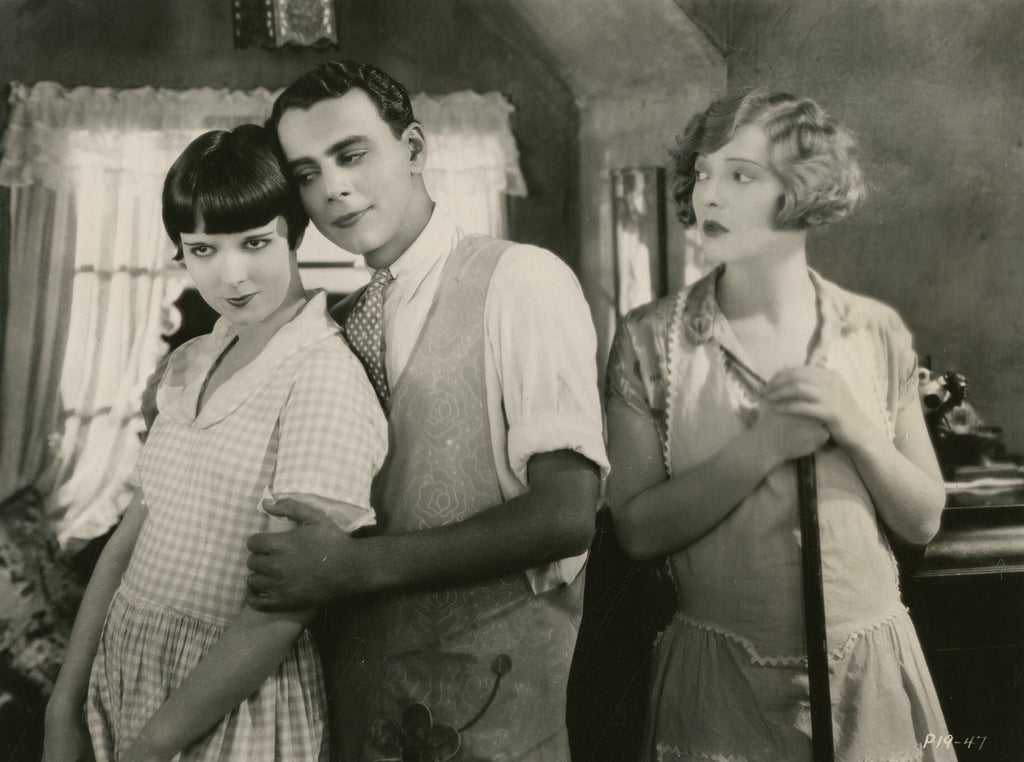 Louise Brooks, William Collier Jr. and Dorothy Mackaill in Just Another Blonde (1926) | www.vintoz.com