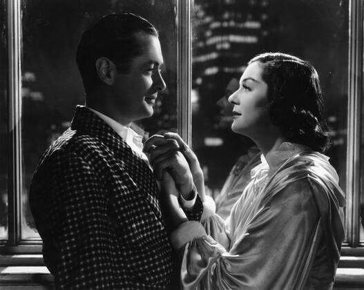 Robert Montgomery and Rosalind Russell in Live, Love and Learn (1937) | www.vintoz.com