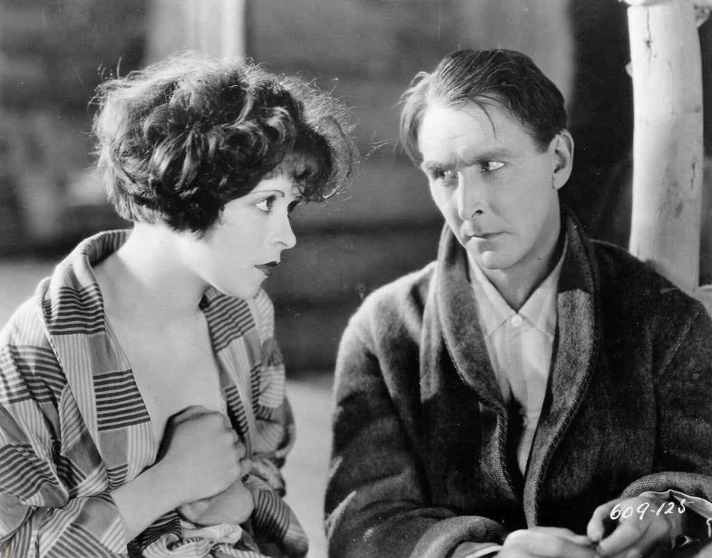Clara Bow and Percy Marmont in Mantrap (1926) | www.vintoz.com
