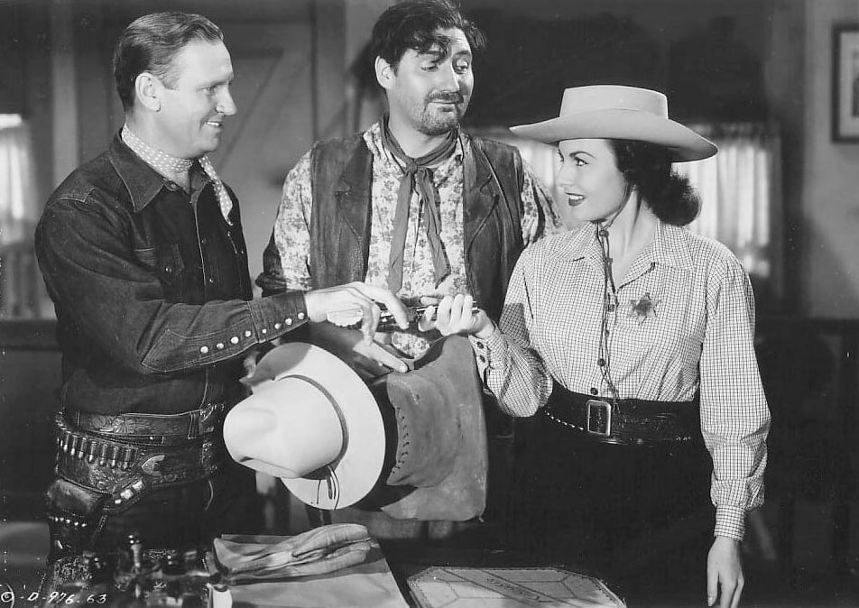 Gene Autry, Pat Buttram and Sheila Ryan in Mule Train (1950) | www.vintoz.com