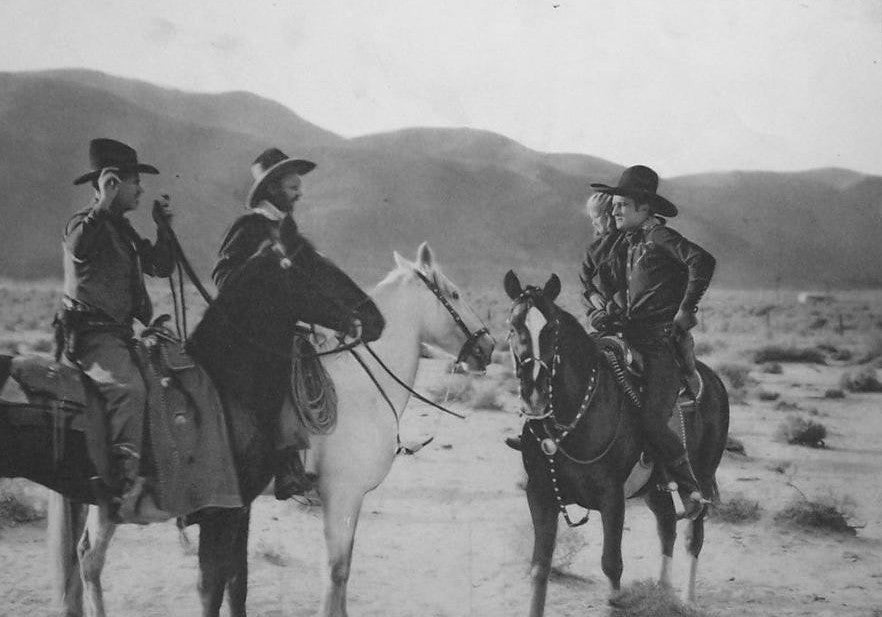 Tom Mix and Tony the Horse in Riders of the Purple Sage (1925) | www.vintoz.com