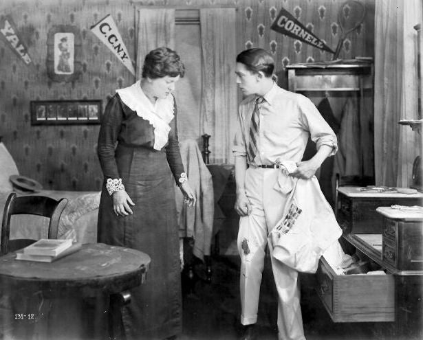 Helen Lindroth and Jack Pickford in Seventeen (1916) | www.vintoz.com