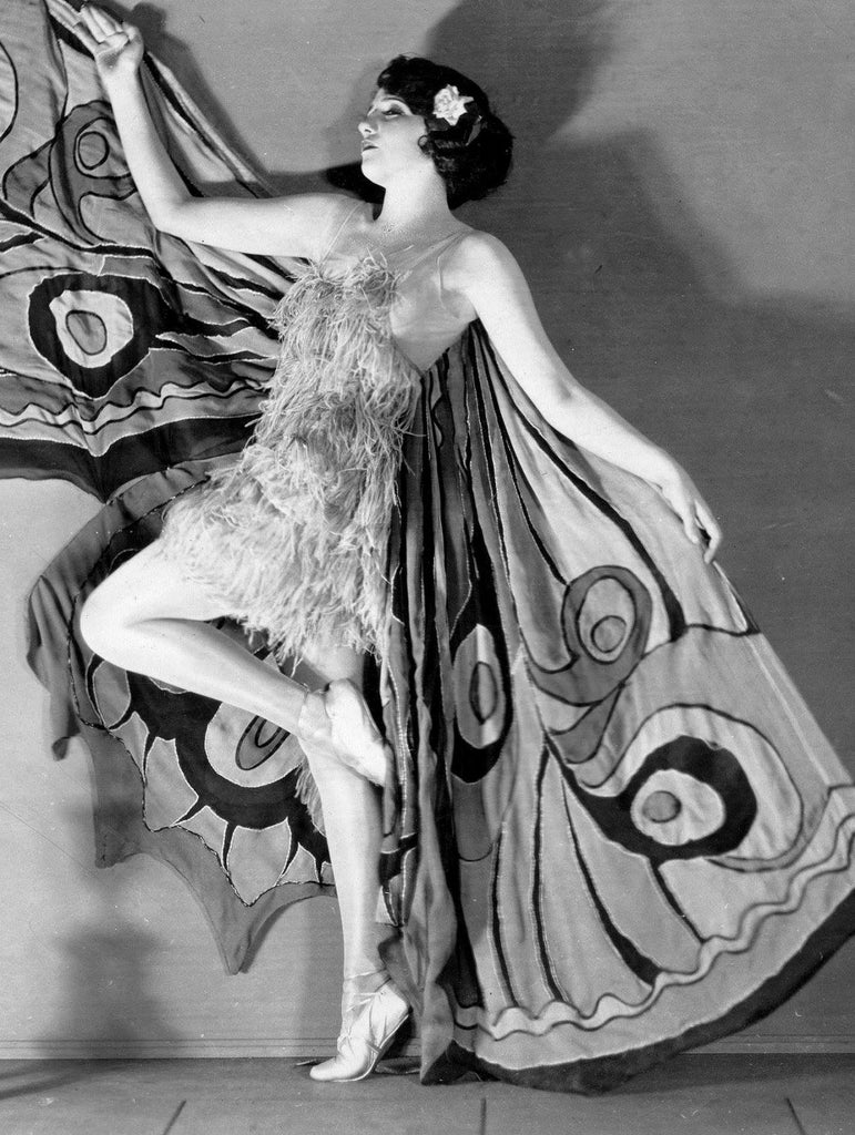 Bebe Daniels in Singed Wings (1922) | www.vintoz.com