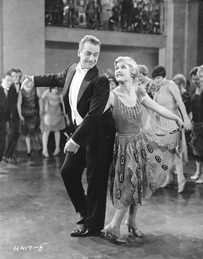 Reginald Denny and Laura La Plante in Skinner's Dress Suit (1926) | www.vintoz.com