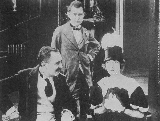 Dorothy Gish, Clyde E. Hopkins and F. A. Turner in Susan Rocks the Boat (1916) | www.vintoz.com