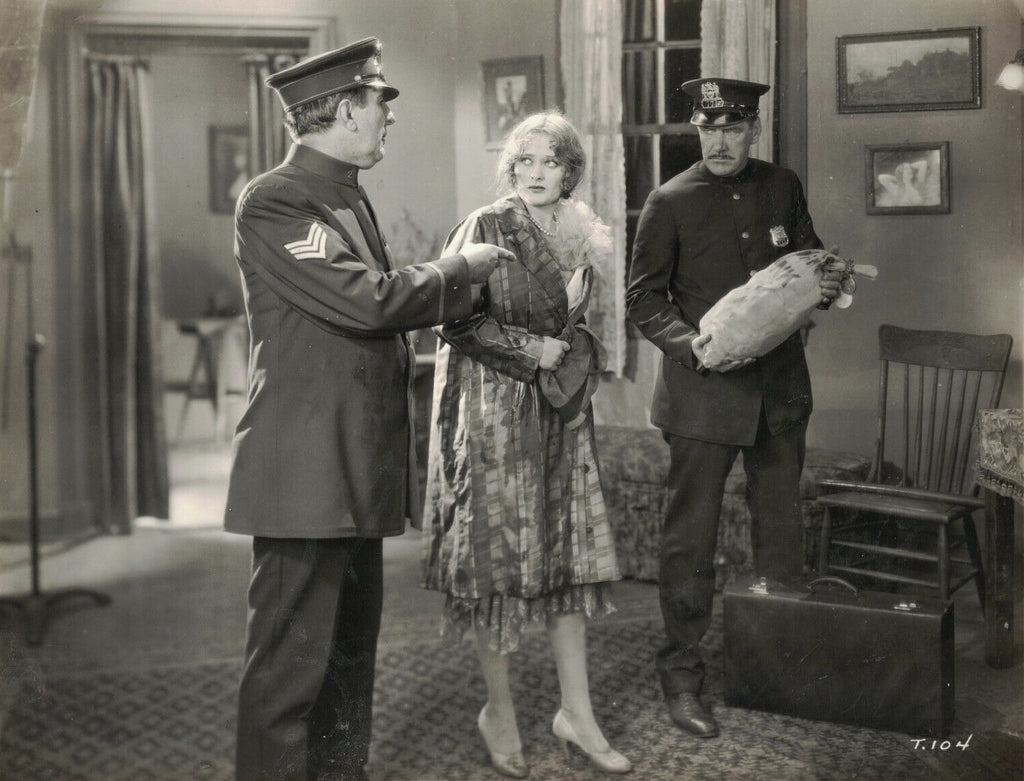 Dolores Costello in Tenderloin (1928) | www.vintoz.com