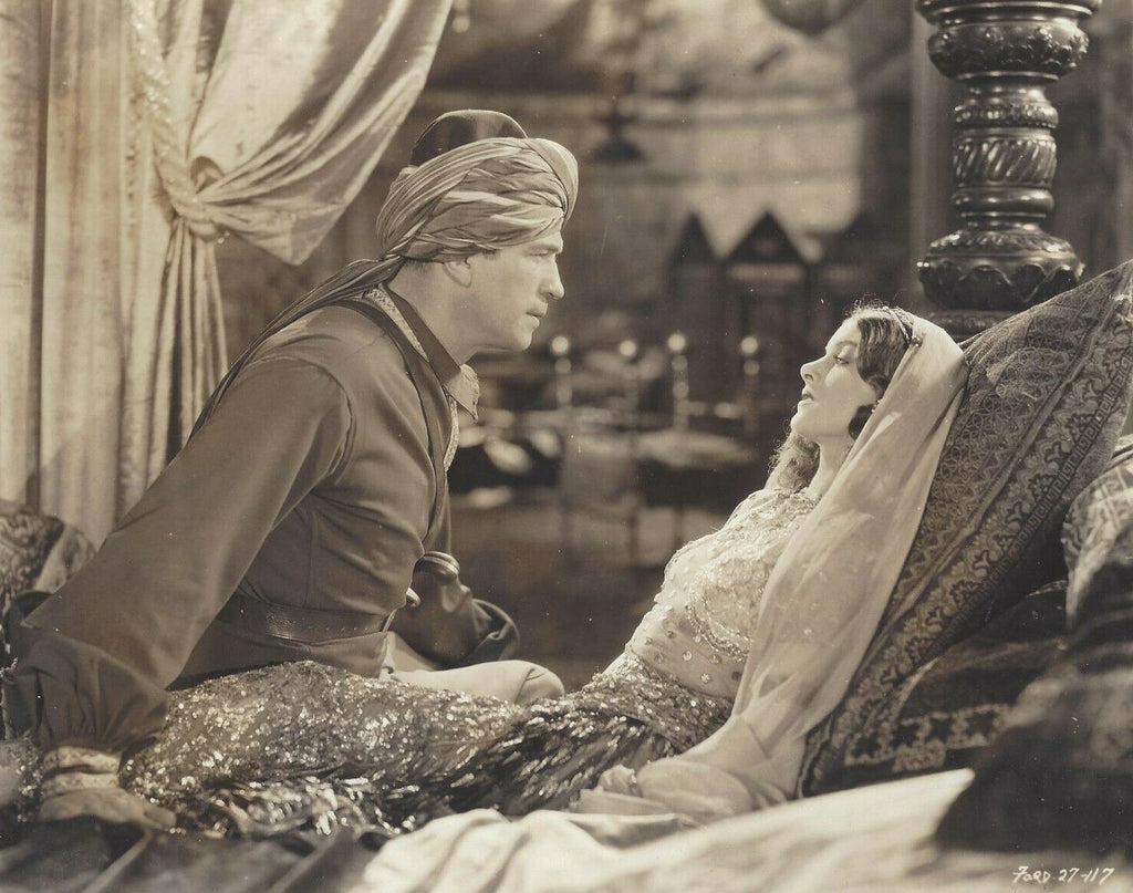 Myrna Loy and Victor McLaglen in The Black Watch (1929) | www.vintoz.com