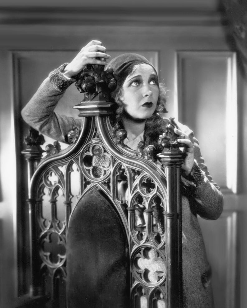 Helen Twelvetrees in The Cat Creeps (1930) | www.vintoz.com