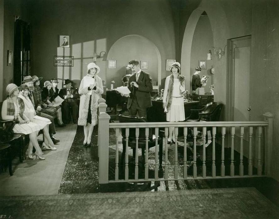 Carole Lombard, Anita Barnes, Billy Bevan, Andy Clyde, Dot Farley, Sunshine Hart, Lucille Miller, Daphne Pollard and Mack Swain in The Girl from Nowhere (1928) www.vintoz.com
