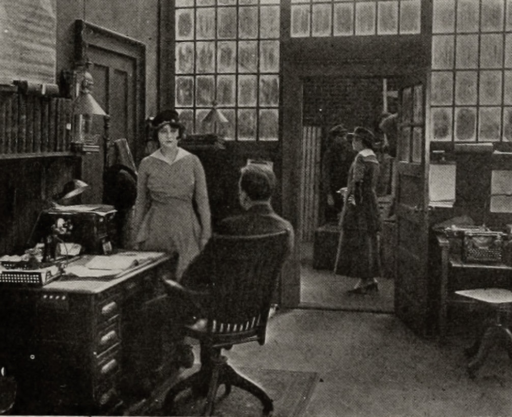 Clara Kimball Young in The House of Glass (1918) | www.vintoz.com