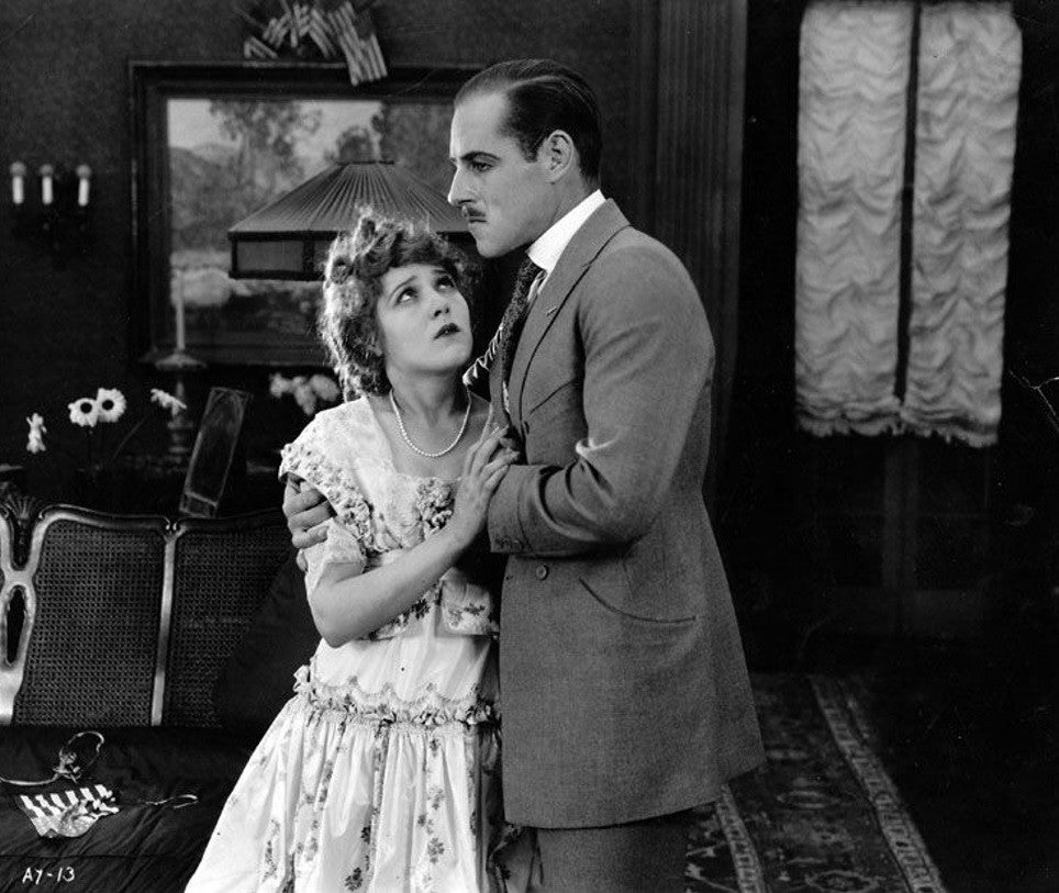 Jack Holt and Mary Pickford in The Little American (1917) | www.vintoz.com