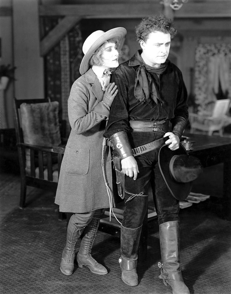 William Farnum and Louise Lovely in The Lone Star Ranger (1919) | www.vintoz.com