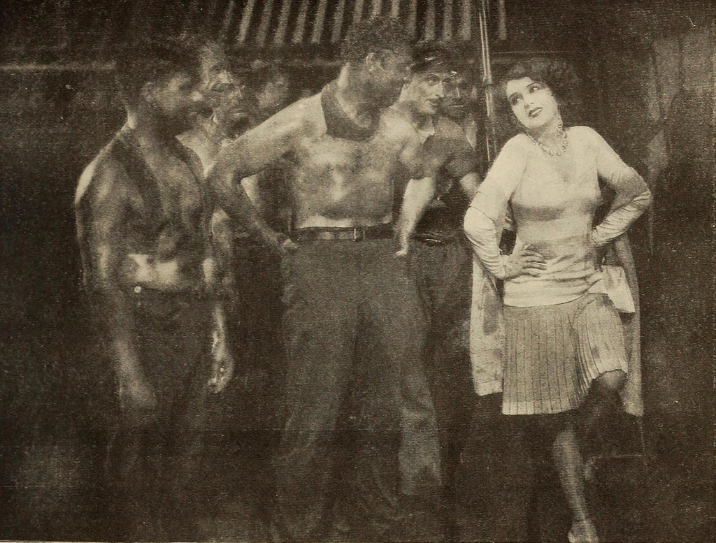Ralph Ince and Estelle Taylor in The Singapore Mutiny (1928) | www.vintoz.com