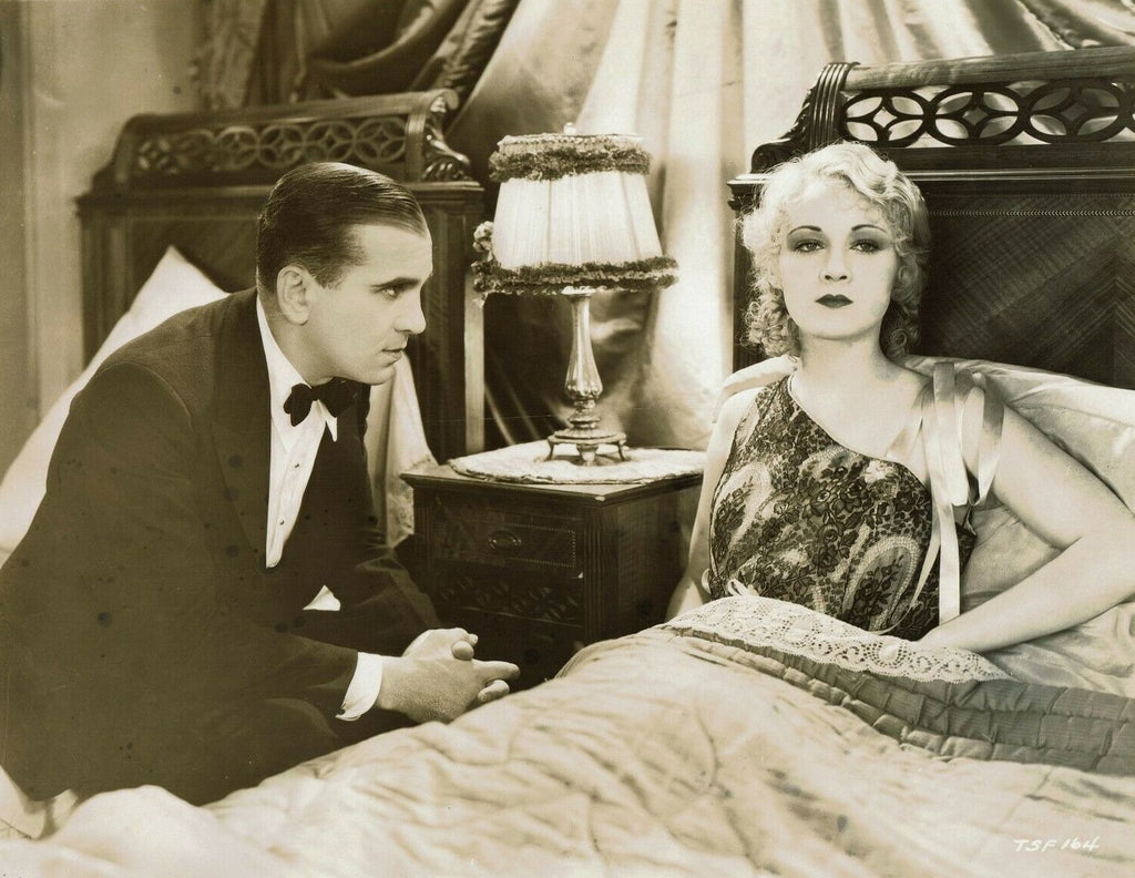 Josephine Dunn and Al Jolson in The Singing Fool (1928) | www.vintoz.com
