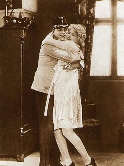 Xenia Desni and Willy Fritsch in The Waltz Dream (Ein Walzertraum) (1925) | www.vintoz.com