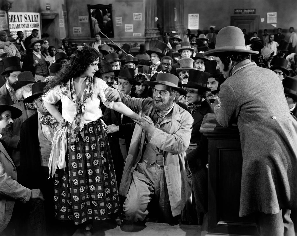 William Dyer, Margarita Fischer, Carla Laemmle, George Siegmann and Mildred Washington in Uncle Tom’s Cabin (1927) | www.vintoz.com