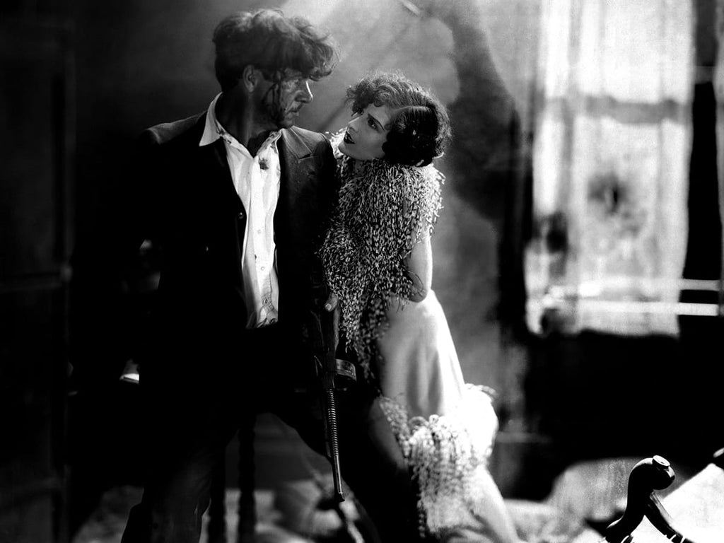 George Bancroft and Evelyn Brent in Underworld (1927) | www.vintoz.com