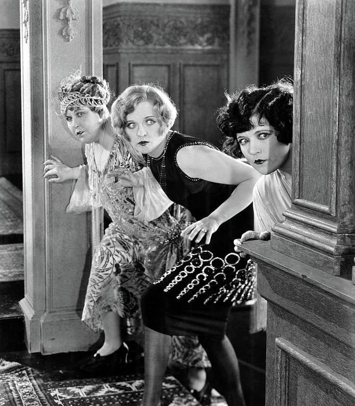 Phyllis Haver, Marie Prevost and Maude Truax in Up in Mabel’s Room (1926) | www.vintoz.com