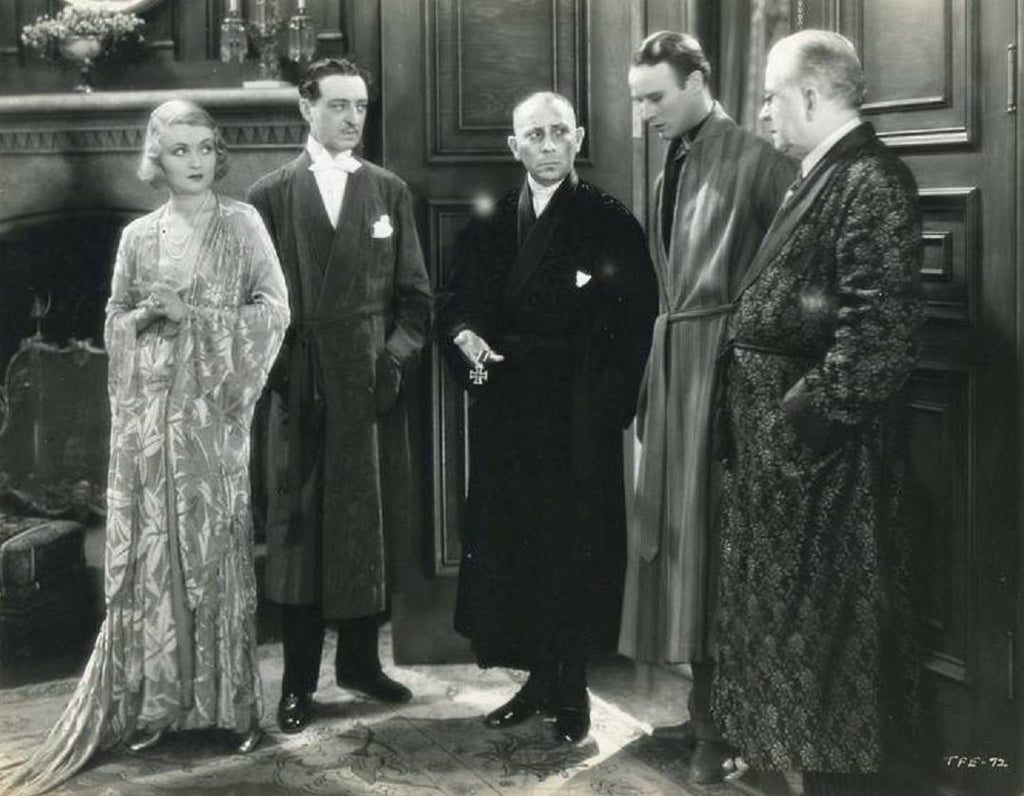 Three Faces East (1930) | www.vintoz.com
