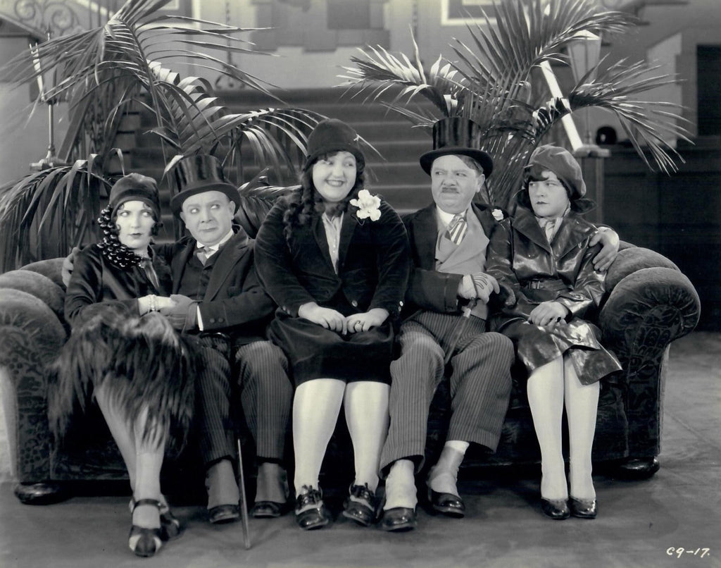 Barney Hellum (1895–1935) (2nd from left) (with Al Cooke, Leone Lane, Ella McKenzie, Marie Messinger)