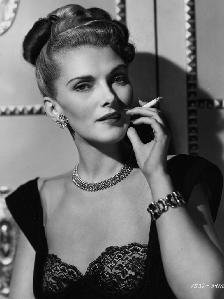 Anita Colby (Anita Counihan) (1914–1992) | www.vintoz.com
