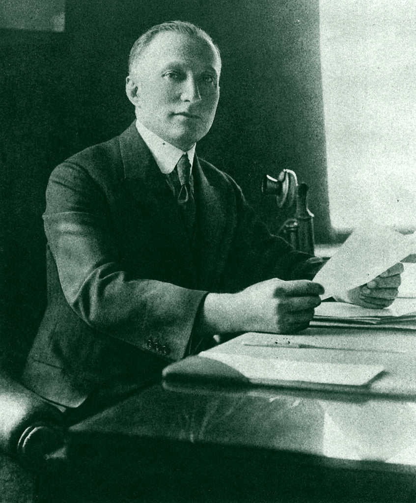 Adolph Zukor (1873–1976)